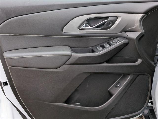 used 2023 Chevrolet Traverse car, priced at $29,999