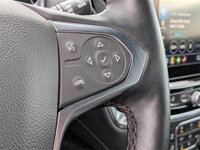 used 2023 Chevrolet Traverse car, priced at $29,999
