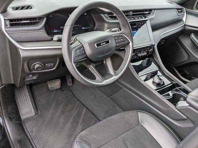 used 2023 Jeep Grand Cherokee car, priced at $32,204