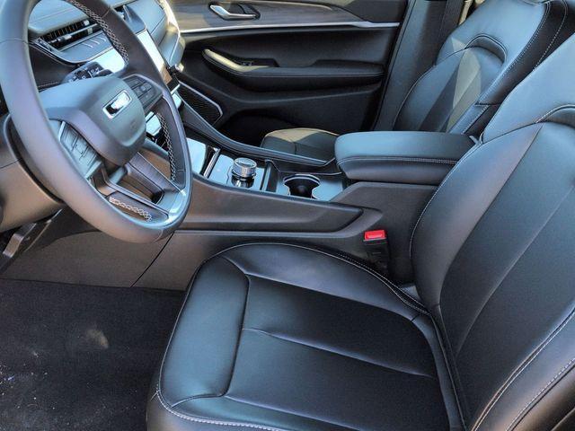 new 2026 Jeep Grand Cherokee car, priced at $48,716