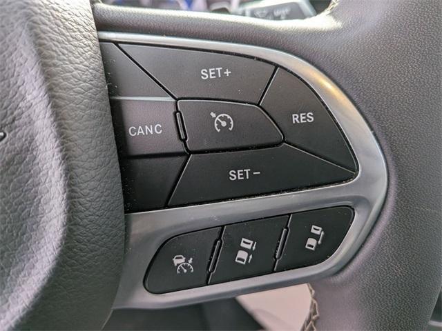 used 2024 Chrysler Pacifica car, priced at $28,400