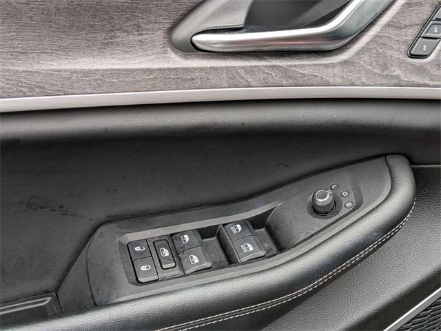 used 2022 Jeep Grand Cherokee L car, priced at $20,500