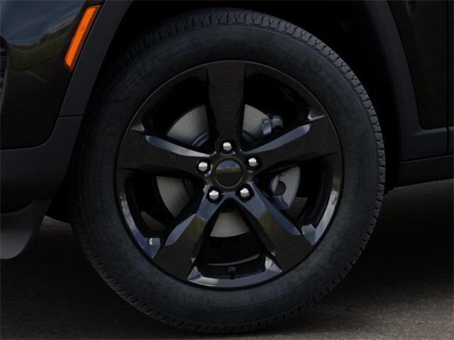 new 2025 Jeep Grand Cherokee car, priced at $39,779