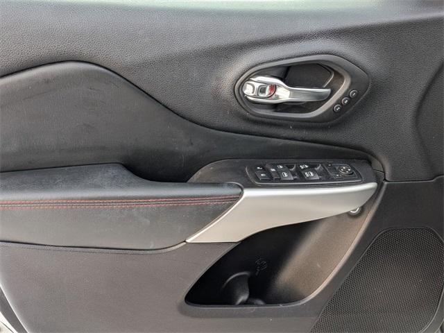 used 2018 Jeep Cherokee car, priced at $16,995