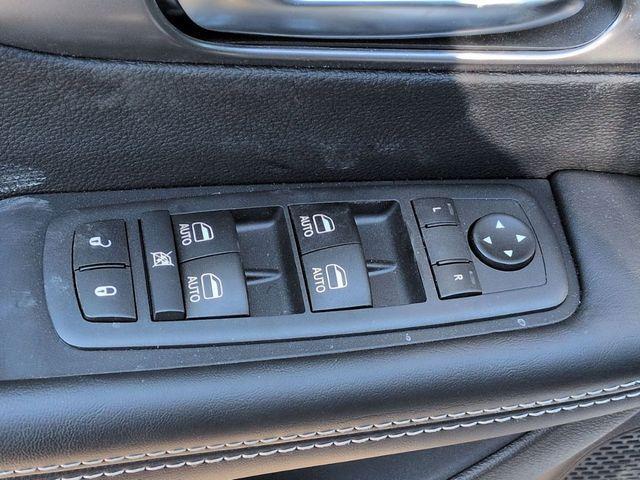 new 2026 Chrysler Pacifica car, priced at $44,436