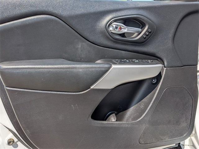 used 2018 Jeep Cherokee car, priced at $12,750