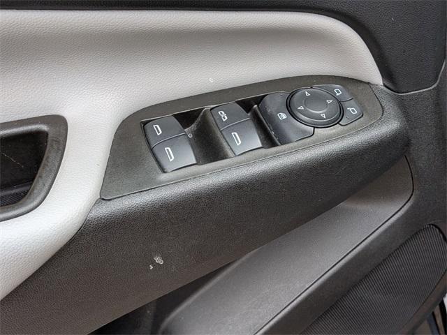 used 2023 Chevrolet Equinox car, priced at $17,500