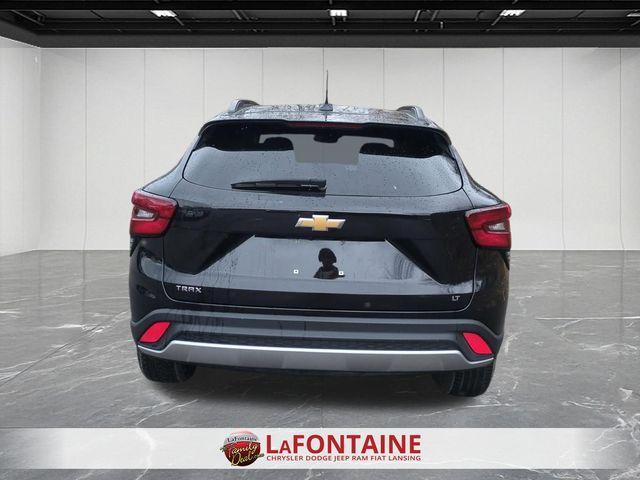 used 2025 Chevrolet Trax car, priced at $21,811