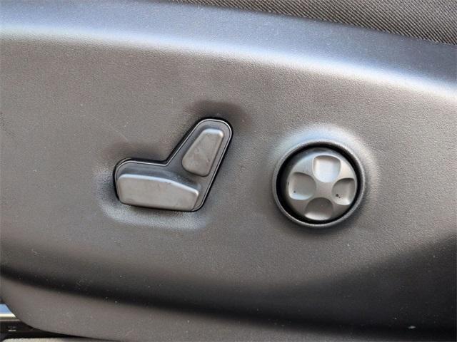 new 2026 Chrysler Pacifica car, priced at $46,612