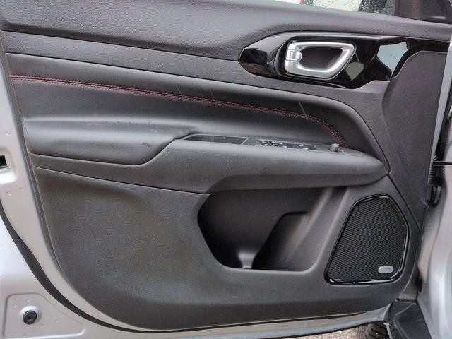 new 2026 Jeep Compass car, priced at $40,394