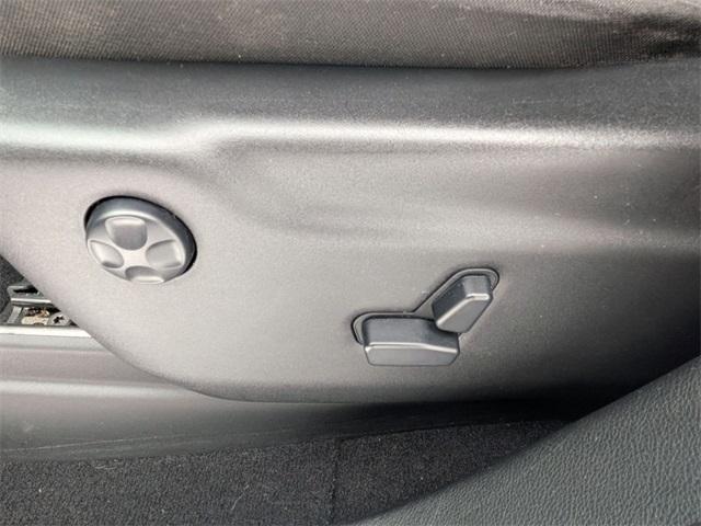 used 2020 Jeep Grand Cherokee car, priced at $17,900