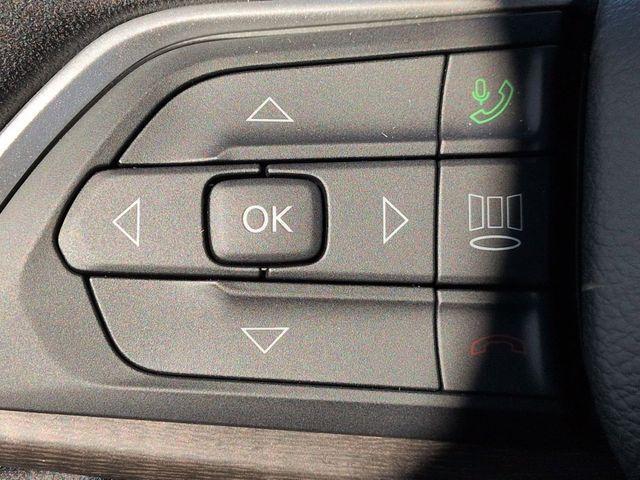 new 2026 Jeep Grand Cherokee car, priced at $49,002