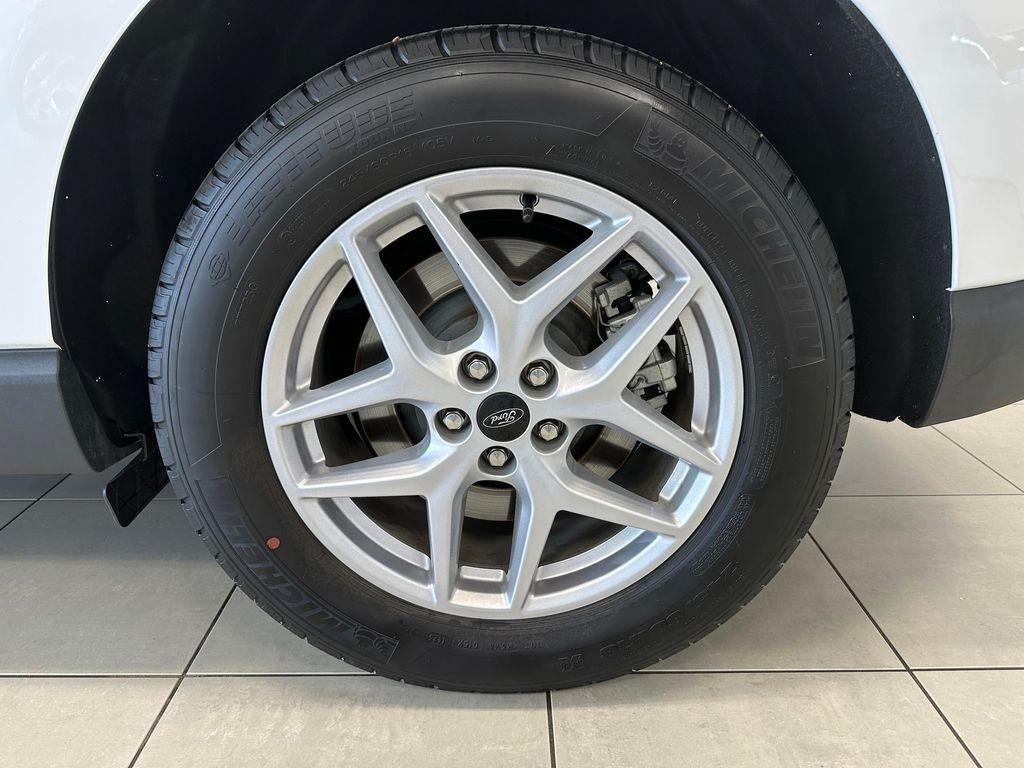 used 2023 Ford Edge car, priced at $28,450