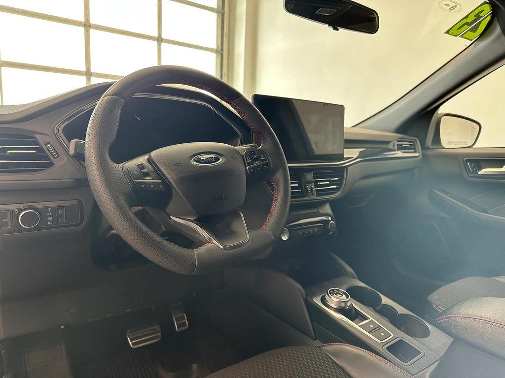 used 2023 Ford Escape car, priced at $24,950