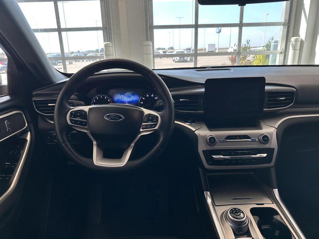 used 2022 Ford Explorer car, priced at $31,950
