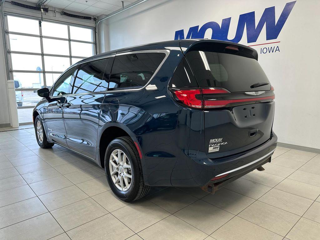 used 2024 Chrysler Pacifica car, priced at $40,950