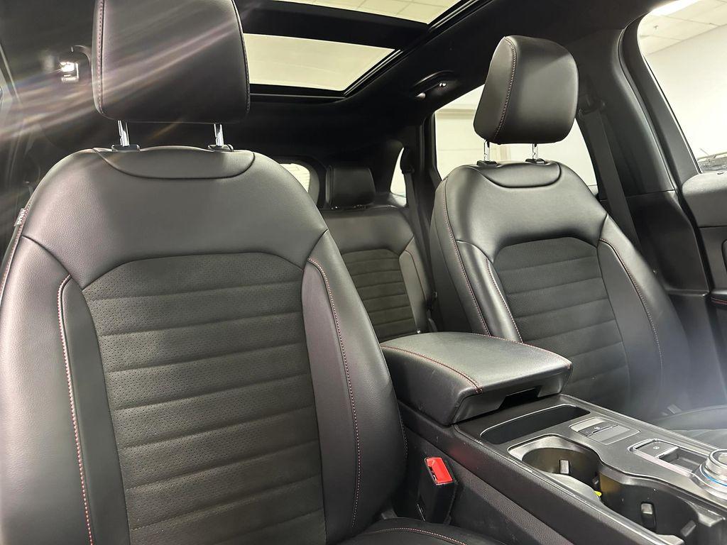 used 2022 Ford Edge car, priced at $29,450