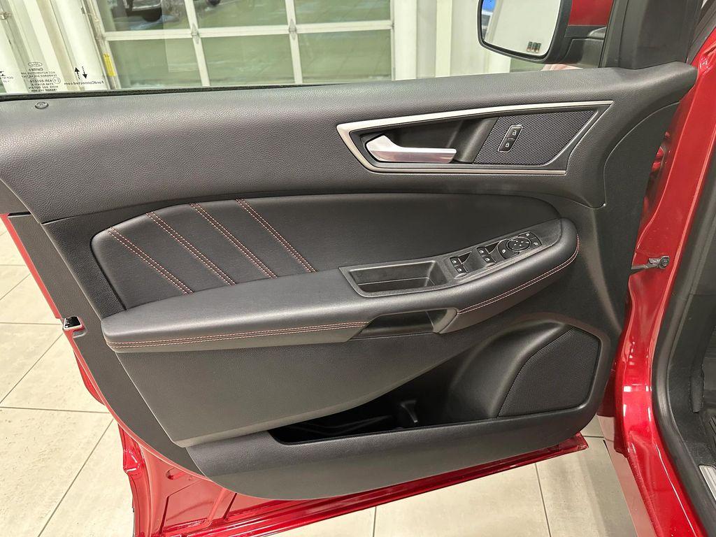used 2022 Ford Edge car, priced at $29,450
