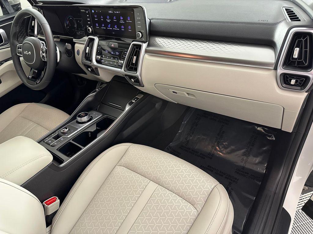used 2023 Kia Sorento Hybrid car, priced at $28,490
