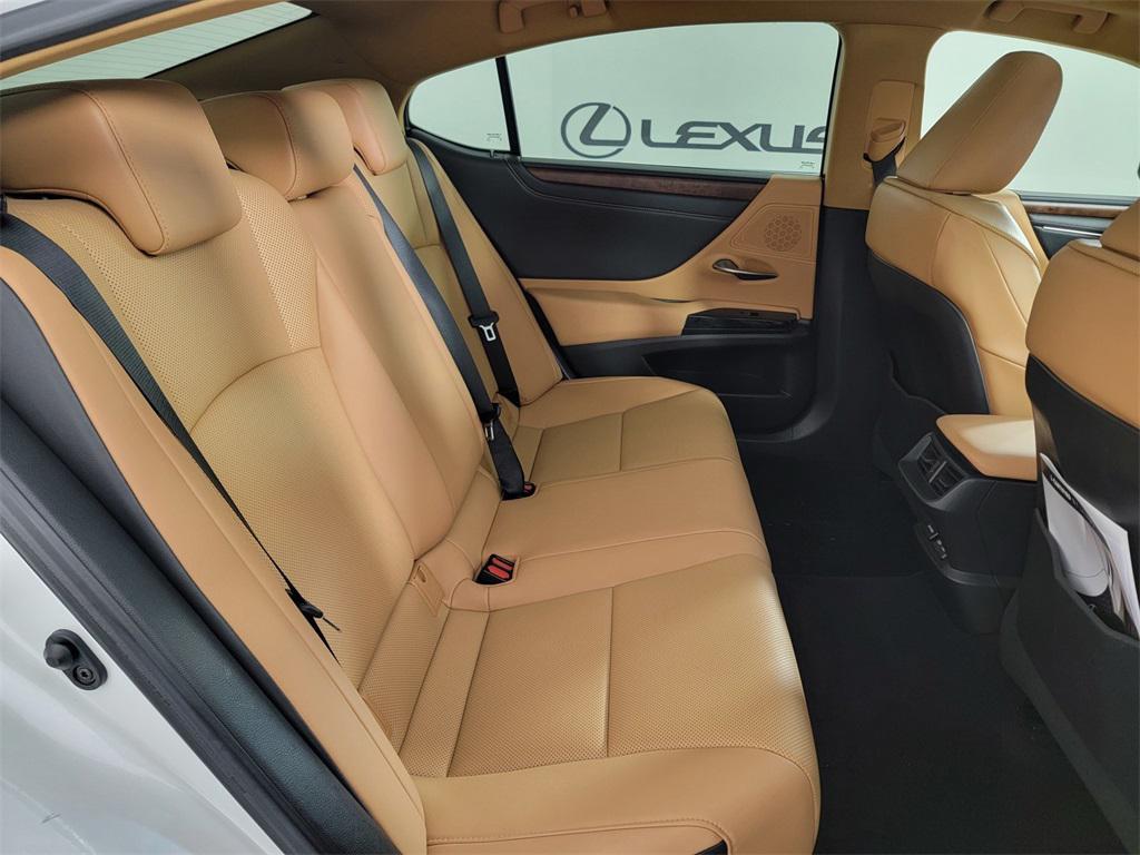 used 2022 Lexus ES 350 car, priced at $33,490