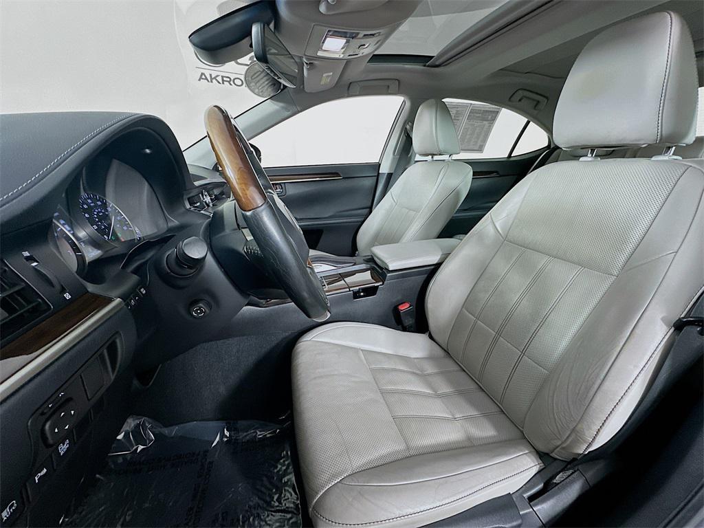 used 2016 Lexus ES 350 car, priced at $17,990