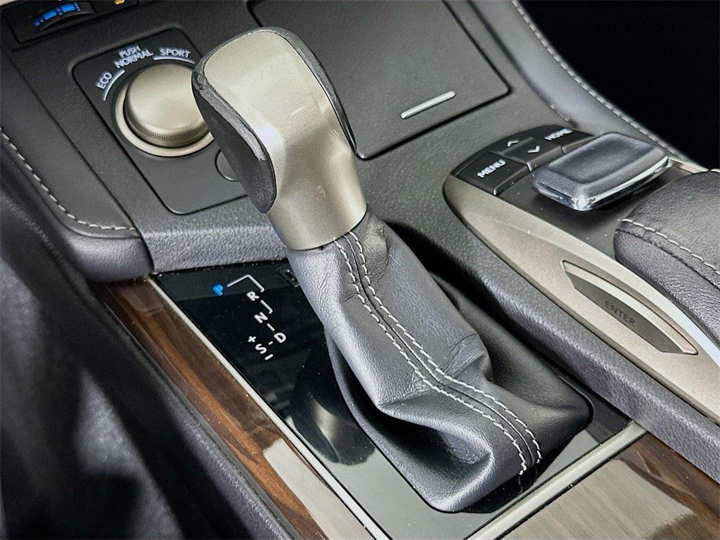 used 2016 Lexus ES 350 car, priced at $17,180