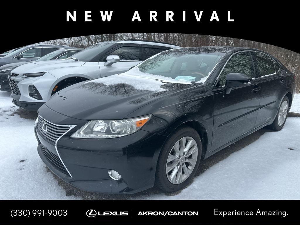 used 2013 Lexus ES 300h car, priced at $15,490