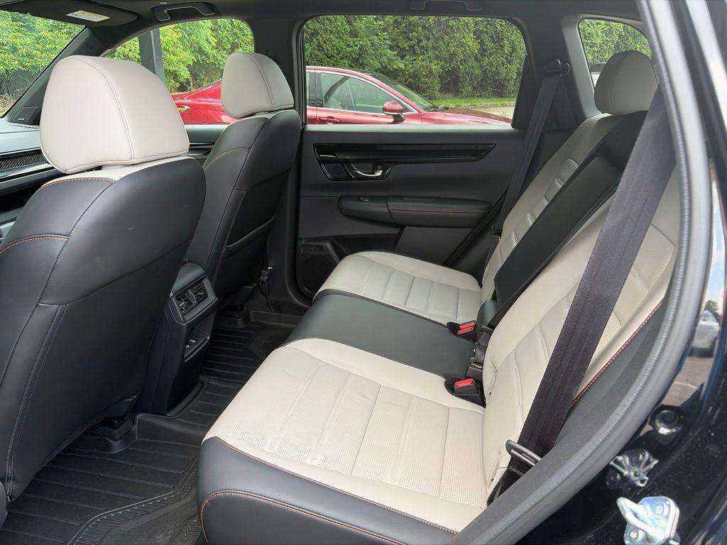 used 2024 Honda CR-V Hybrid car, priced at $35,325