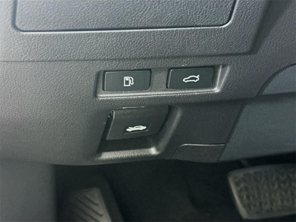 used 2019 Lexus ES 350 car, priced at $27,490