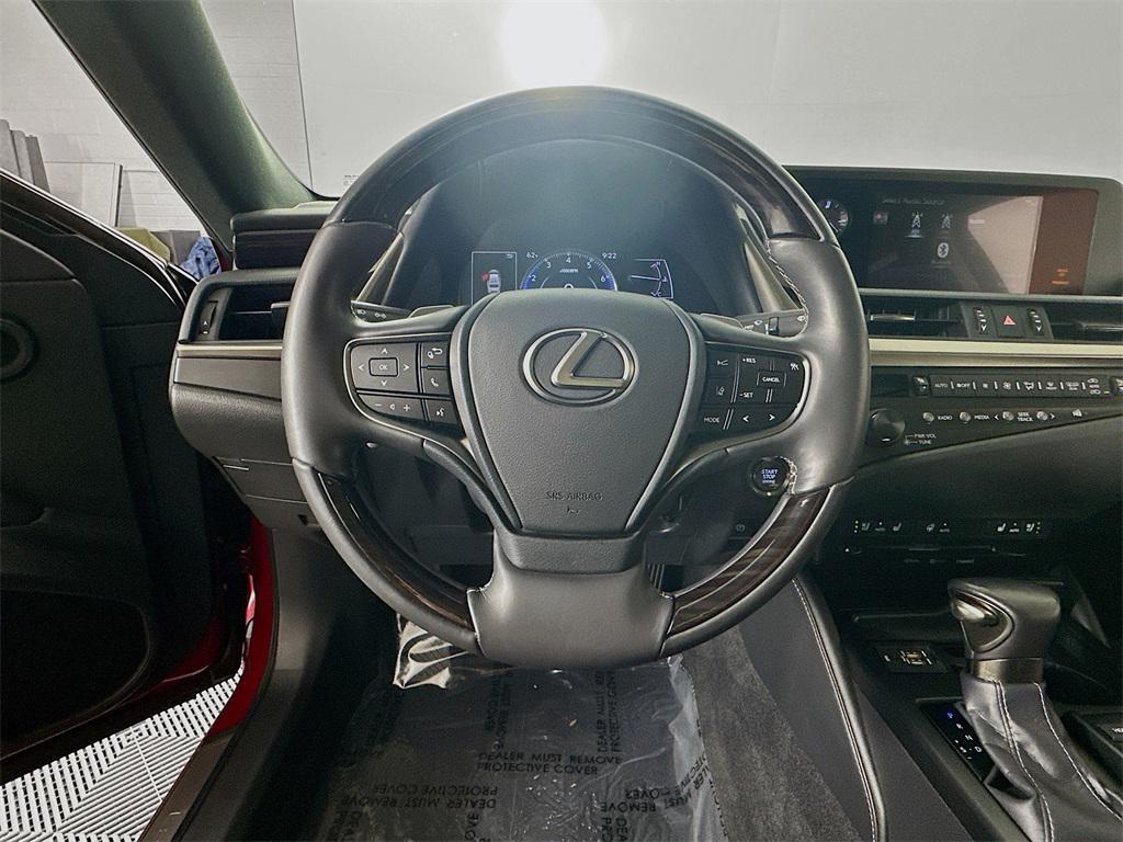 used 2019 Lexus ES 350 car, priced at $27,490