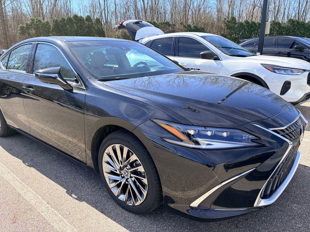 used 2024 Lexus ES 300h car, priced at $47,983