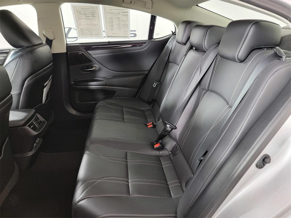 used 2021 Lexus ES 350 car, priced at $38,550