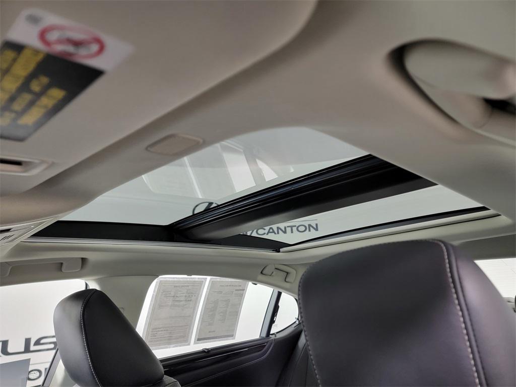 used 2021 Lexus ES 350 car, priced at $38,550