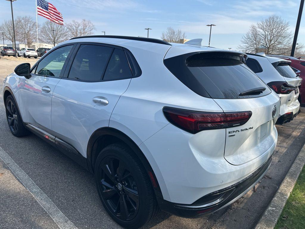 used 2022 Buick Envision car, priced at $28,490