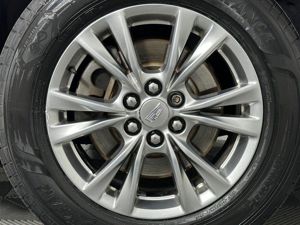 used 2020 Cadillac XT5 car, priced at $22,438