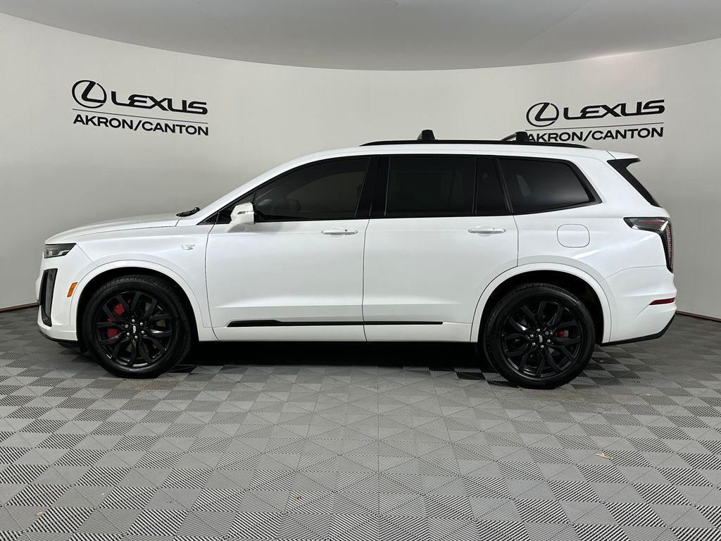used 2023 Cadillac XT6 car, priced at $39,938