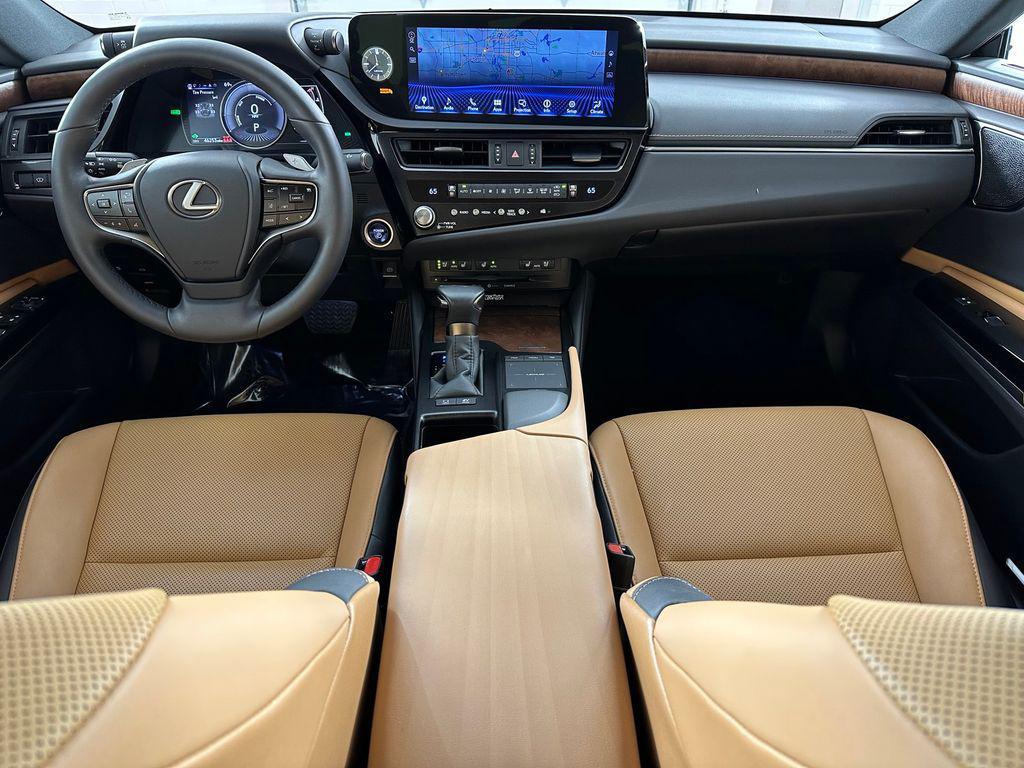 used 2022 Lexus ES 300h car, priced at $39,938