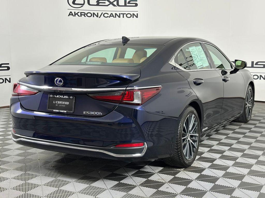 used 2022 Lexus ES 300h car, priced at $39,938