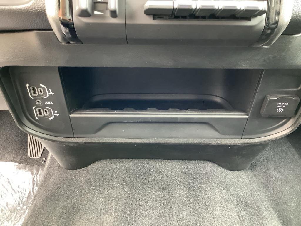 new 2025 Ram 2500 car, priced at $53,667