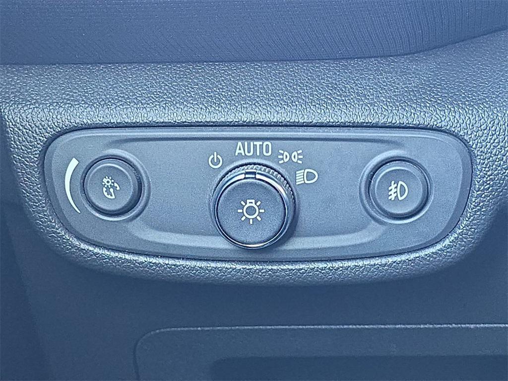 used 2023 Chevrolet TrailBlazer car, priced at $20,195