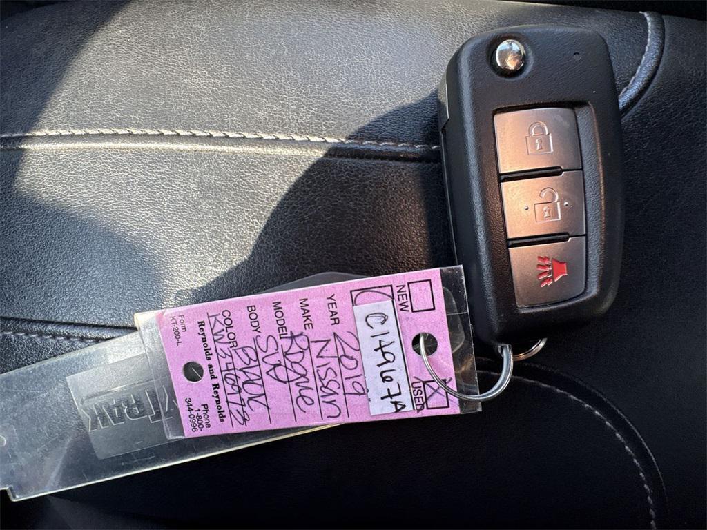 used 2019 Nissan Rogue Sport car, priced at $12,884