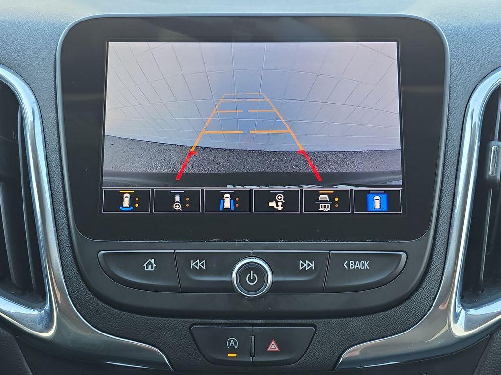 used 2024 Chevrolet Equinox car, priced at $24,511