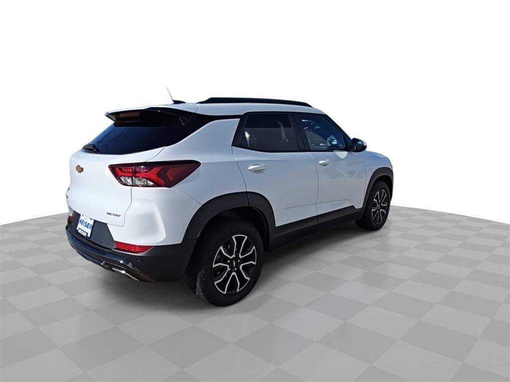 used 2023 Chevrolet TrailBlazer car, priced at $20,874