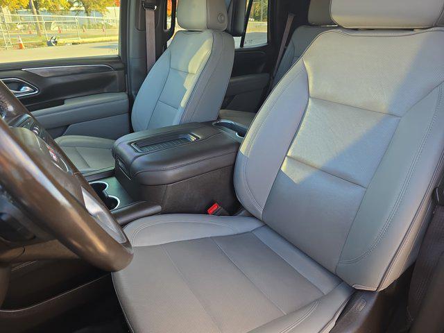 used 2022 GMC Yukon car, priced at $55,446