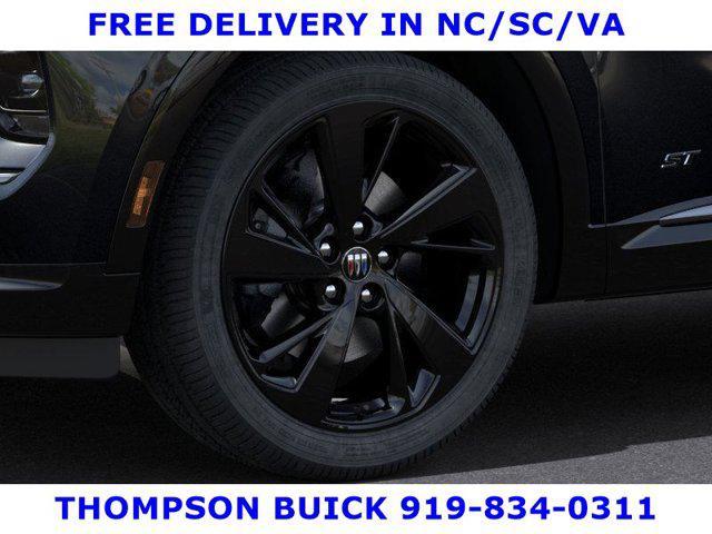 new 2025 Buick Envision car, priced at $39,985