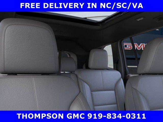 2026 Summit White GMC Acadia