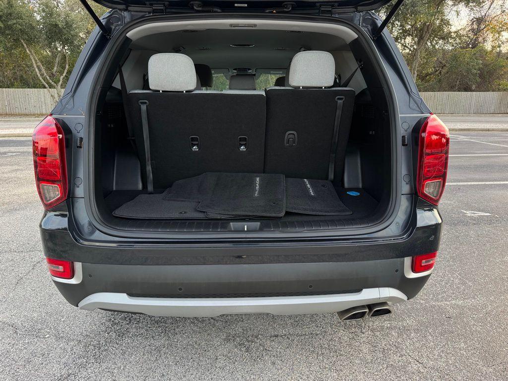 used 2022 Hyundai Palisade car, priced at $25,000