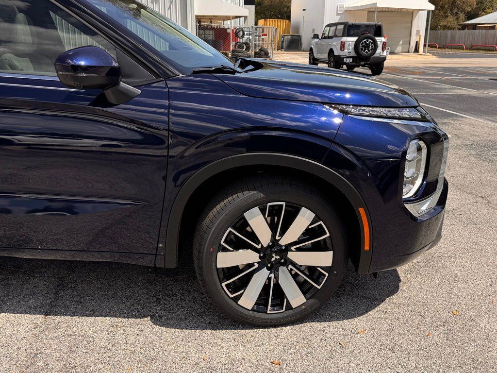 new 2026 Mitsubishi Outlander car, priced at $34,630