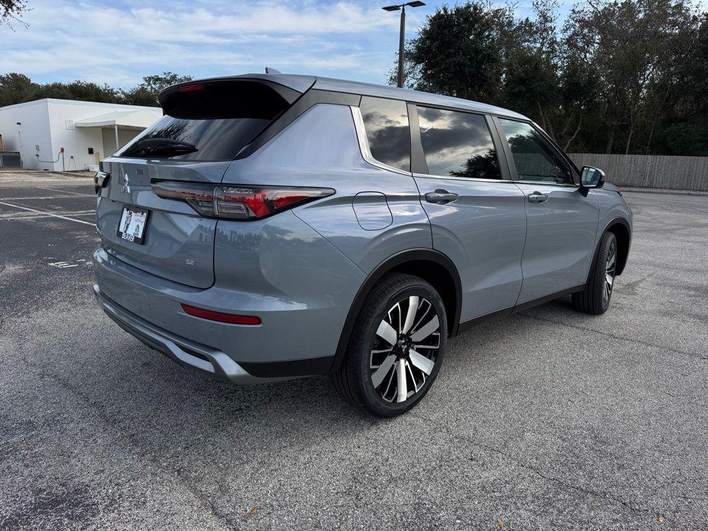 new 2026 Mitsubishi Outlander car, priced at $31,998