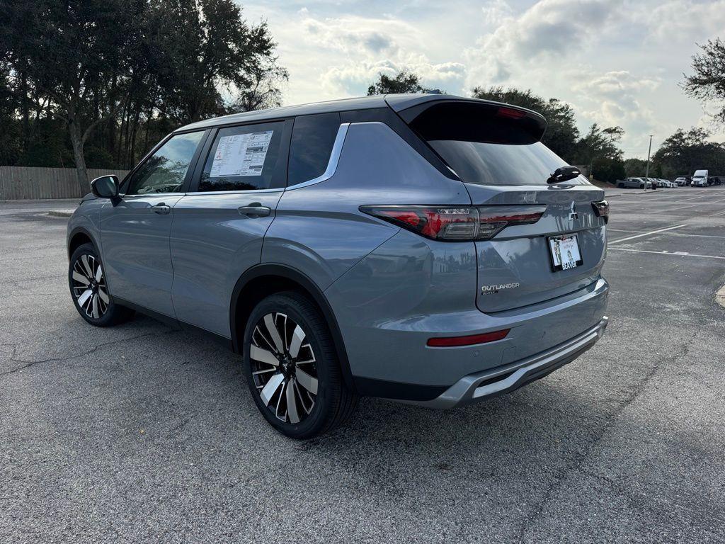 new 2026 Mitsubishi Outlander car, priced at $31,998